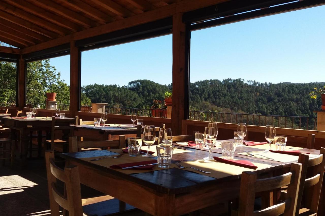 Agriturismo Di Charme E Ristorante Stallato Il Filo Di Paglia Carro Extérieur photo
