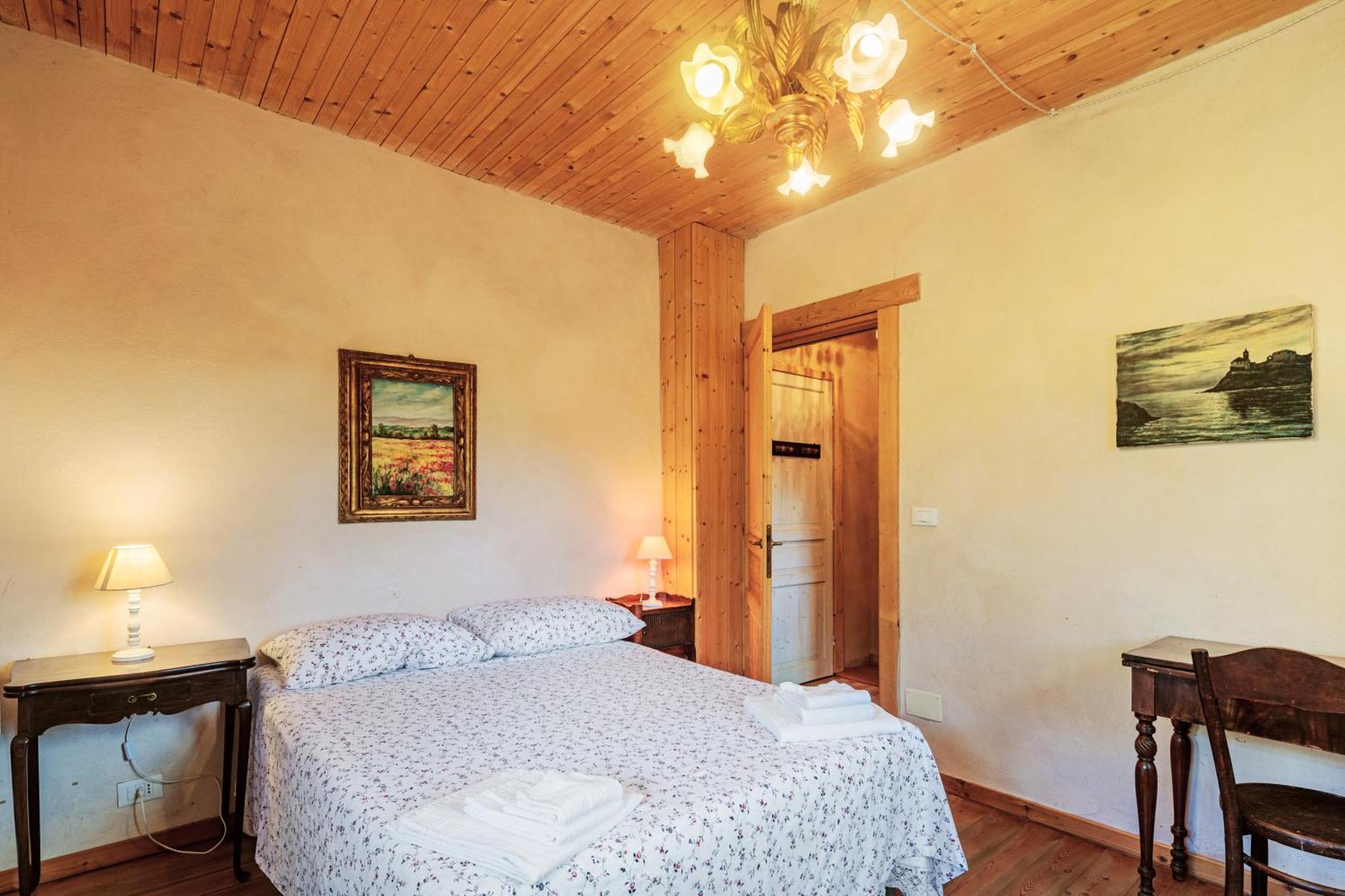 Agriturismo Di Charme E Ristorante Stallato Il Filo Di Paglia Carro Extérieur photo